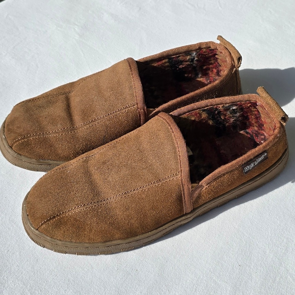 Muk Luks Mens Size 11 Brown Suede Slip On Slipper Shoes Fleece Indoor Outdoor
